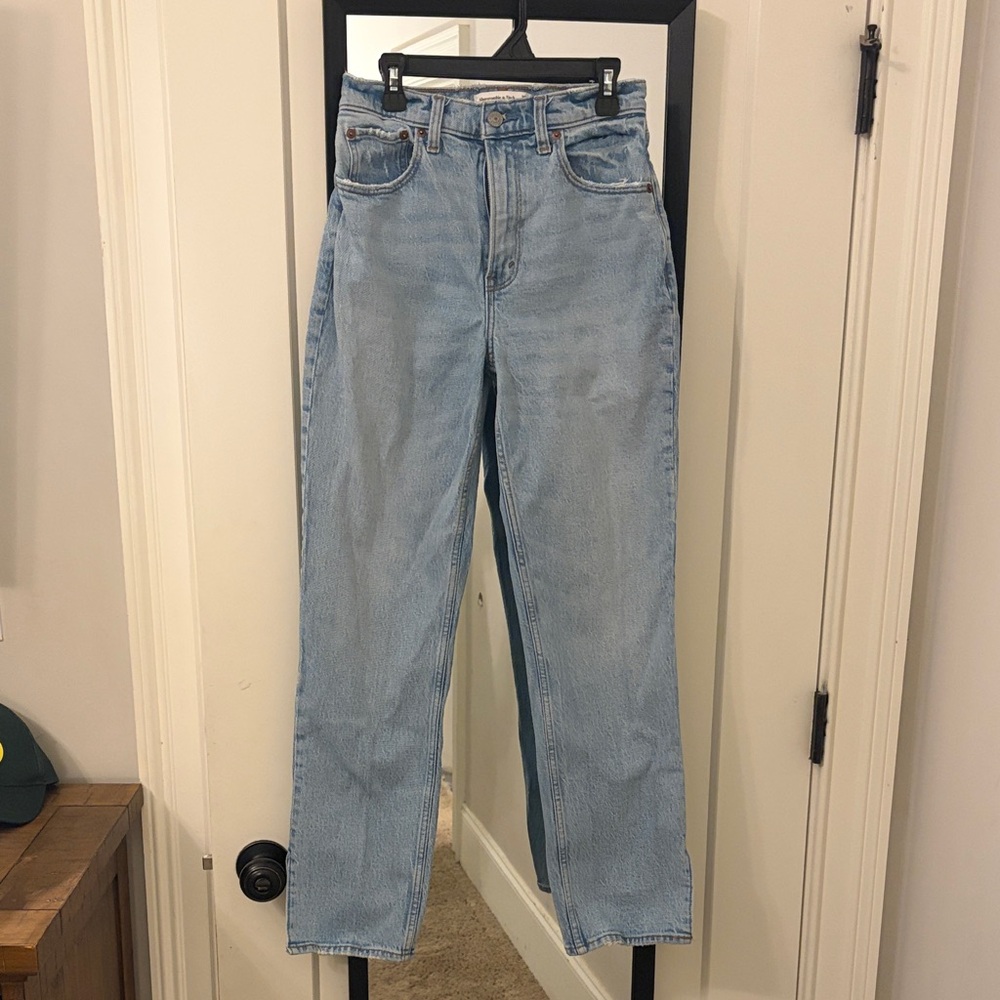 Abercrombie & Fitch 90s straight ultra high rise curve love Light Blue Jeans